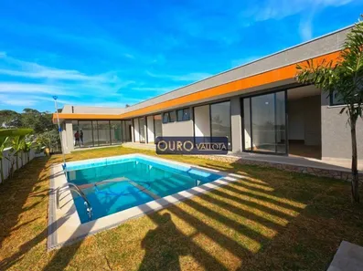 Sobrado com 4 Quartos para alugar, 346m² no Paisagem Renoir, Cotia