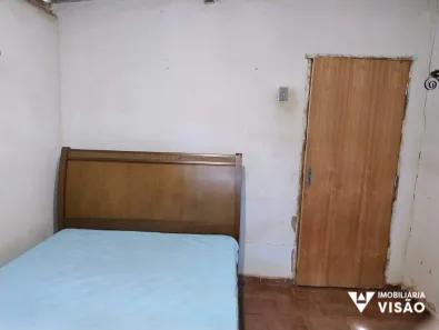 Loja / Salão / Ponto Comercial com 3 Quartos à venda, 113m² no Jardim América, Uberaba