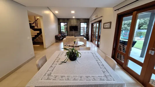 Casa de Condomínio com 3 Quartos à venda, 221m² no Chácara do Refúgio, Carapicuíba