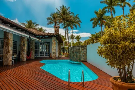 Casa de Condomínio com 7 Quartos para venda ou aluguel, 750m² no Praia Dura, Ubatuba