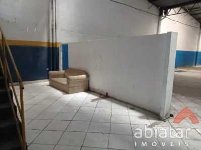 Galpão / Depósito / Armazém para alugar, 538m² no Parque Industrial das Oliveiras, Taboão da Serra
