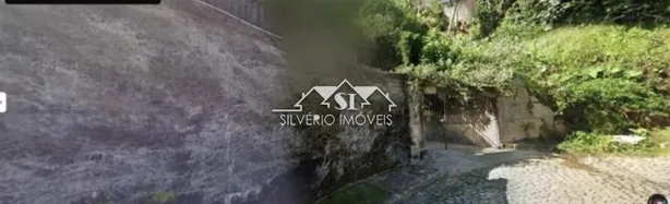 Terreno / Lote / Condomínio à venda, 676m² no Castelanea, Petrópolis