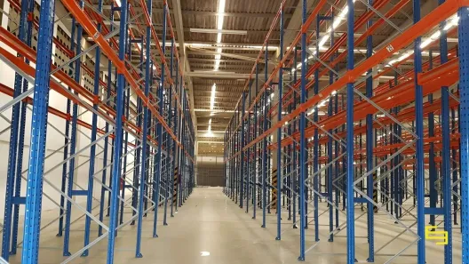 Galpão / Depósito / Armazém para alugar, 1272m² no Centro, Alhandra