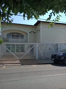 Sobrado com 8 Quartos para venda ou aluguel, 600m² no Vila São José, São José do Rio Preto