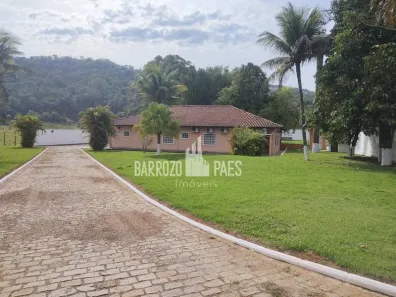 Fazenda / Sítio / Chácara com 4 Quartos à venda, 3000m² no Papucaia, Cachoeiras de Macacu