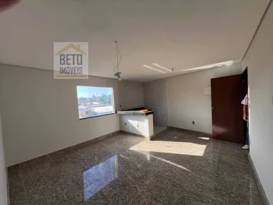 Cobertura com 2 Quartos para alugar, 80m² no Novo Cavaleiro, Macaé
