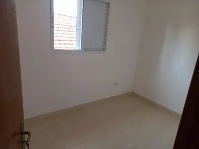 Casa de Condomínio com 2 Quartos para alugar, 60m² no Guilhermina, Praia Grande