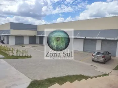 Loja / Salão / Ponto Comercial para alugar, 67m² no Jardim Toledo, Votorantim