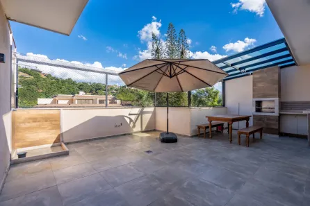 Cobertura com 3 Quartos à venda, 153m² no Itaipava, Petrópolis