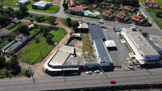 Galpão / Depósito / Armazém à venda, 1500m² no Residencial Konesuk, Caldas Novas