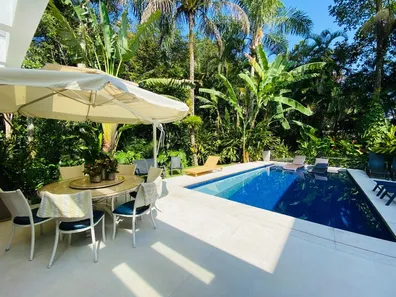 Casa com 6 Quartos para alugar, 450m² no Riviera, Bertioga