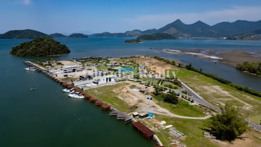 Terreno / Lote / Condomínio à venda, 688m² no Bracuí (Cunhambebe), Angra dos Reis