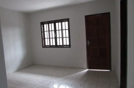 Casa de Vila com 2 Quartos para alugar, 60m² no Mutuá, São Gonçalo