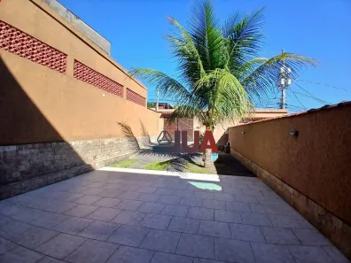 Casa com 2 Quartos para alugar, 130m² no Areia Branca, Belford Roxo