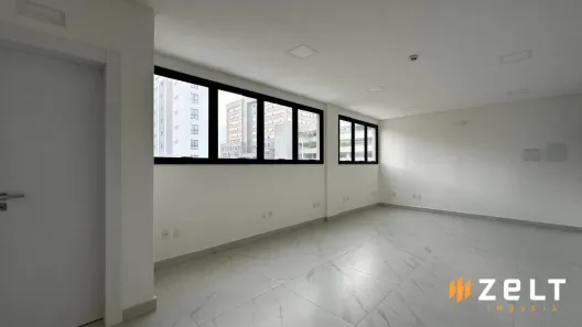 Conjunto Comercial / Sala para alugar, 38m² no Velha, Blumenau