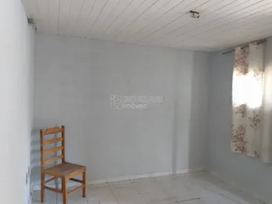 Casa com 2 Quartos para alugar, 86m² no Jardim Roberto Selmi Dei, Araraquara