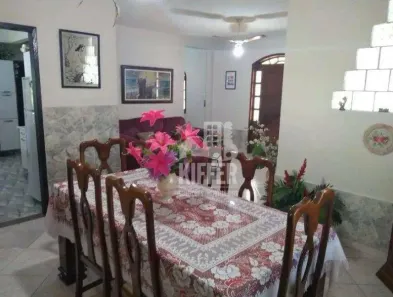 Casa com 5 Quartos à venda, 200m² no Badu, Niterói