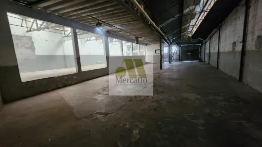 Galpão / Depósito / Armazém para alugar, 700m² no Arraial Paulista, Taboão da Serra