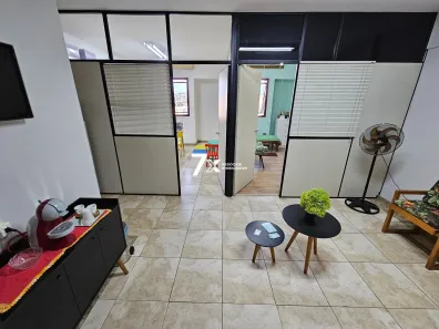 Loja / Salão / Ponto Comercial à venda, 69m² no Jardim Tropical, Resende