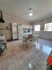 Casa com 4 Quartos à venda, 178m² no Centro, Santa Gertrudes