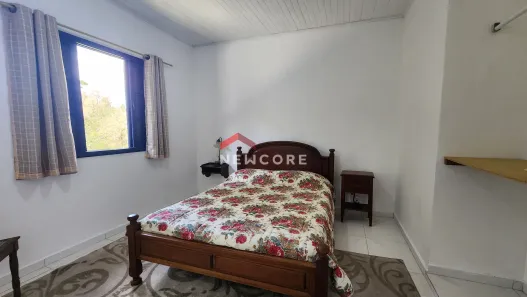 Casa de Condomínio com 2 Quartos à venda, 100m² no Vale Encantado, Campos do Jordão