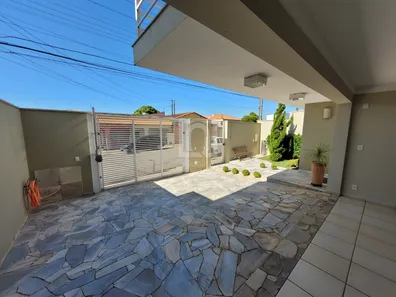 Sobrado com 4 Quartos à venda, 297m² no , Tietê