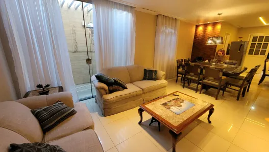 Casa com 5 Quartos para alugar, 270m² no Liberdade, Campina Grande