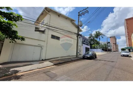 Sobrado com 2 Quartos para alugar, 124m² no Vila Ocidental, Presidente Prudente