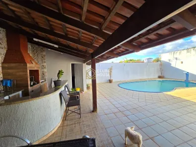 Sobrado com 6 Quartos à venda, 360m² no Anápolis City, Anápolis