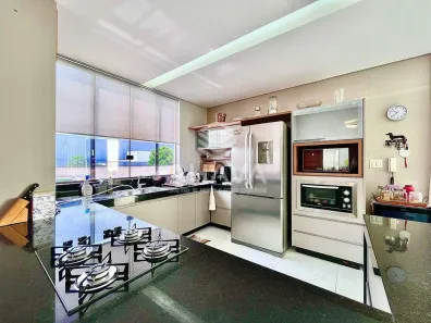 Casa de Condomínio com 3 Quartos à venda, 405m² no Residencial Park I, Vespasiano