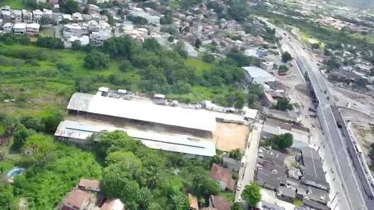 Terreno / Lote Comercial para alugar, 3600m² no Flamengo, Maricá