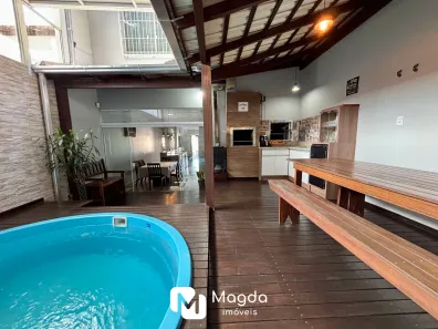 Casa com 3 Quartos à venda, 187m² no Velha, Blumenau