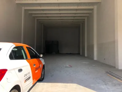Galpão / Depósito / Armazém para alugar, 300m² no Centro, Poá