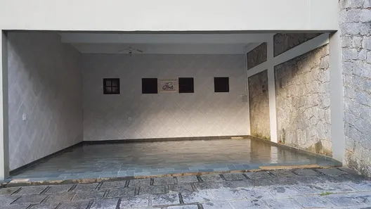 Fazenda / Sítio / Chácara com 9 Quartos à venda, 2000m² no Barreira, Guapimirim
