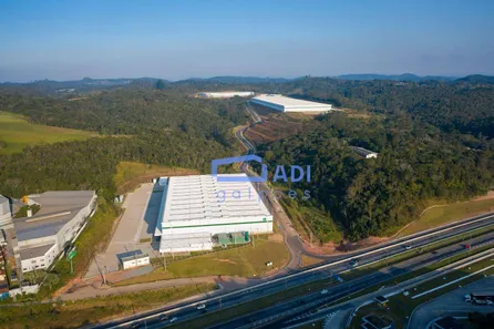 Galpão / Depósito / Armazém para alugar, 6804m² no Itaquaciara, Itapecerica da Serra