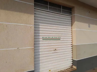 Conjunto Comercial / Sala para alugar, 40m² no , Cravinhos