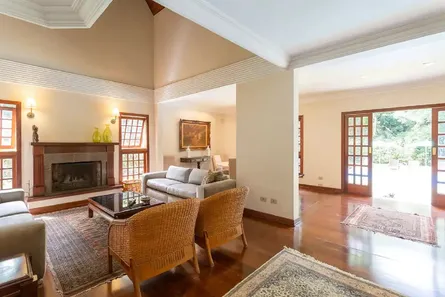 Casa de Condomínio com 7 Quartos para venda ou aluguel, 1200m² no Chácara Granja Velha, Carapicuíba