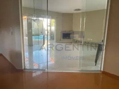 Sobrado com 4 Quartos para venda ou aluguel, 281m² no Vila Nova Socorro, Mogi das Cruzes
