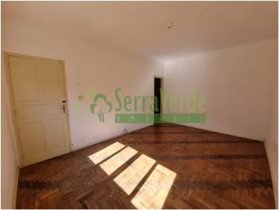 Casa com 3 Quartos para alugar, 85m² no Castelanea, Petrópolis