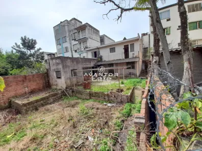Terreno / Lote / Condomínio à venda, 727m² no Centro, Santa Maria