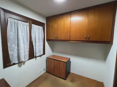 Casa com 4 Quartos para alugar, 350m² no Jardim do Golf I, Jandira