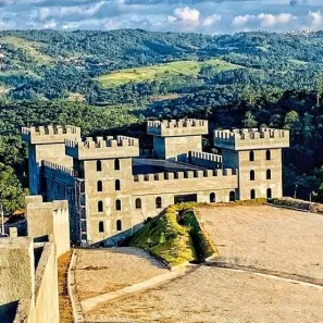 Fazenda / Sítio / Chácara à venda, 1000m² no Saboó, São Roque