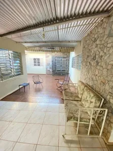 Sobrado com 4 Quartos para venda ou aluguel, 670m² no Centro, Araçatuba