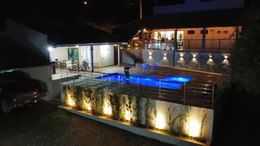 Casa de Condomínio com 4 Quartos à venda, 380m² no , Bela Vista de Goiás