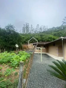 Fazenda / Sítio / Chácara com 3 Quartos à venda, 200m² no , Massaranduba