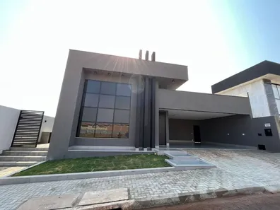 Casa de Condomínio com 4 Quartos à venda, 215m² no Jardim dos Ipês, Caldas Novas