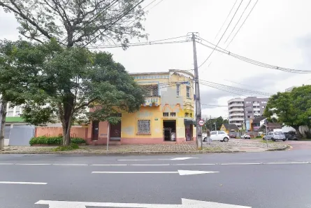Prédio Inteiro à venda, 429m² no Cristo Rei, Curitiba