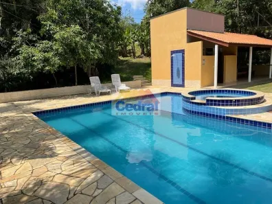 Fazenda / Sítio / Chácara com 3 Quartos para alugar, 680m² no Porteira Preta, Mogi das Cruzes