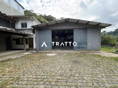 Galpão / Depósito / Armazém para alugar, 319m² no Meudon, Teresópolis