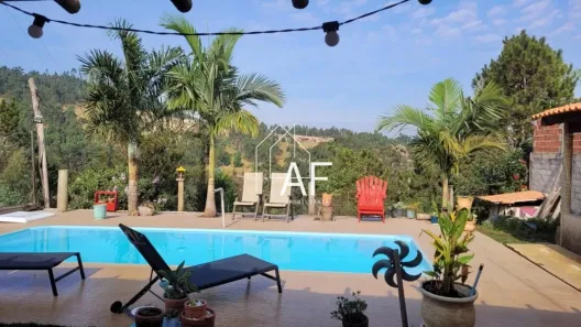 Fazenda / Sítio / Chácara com 3 Quartos à venda, 130m² no , Mairinque